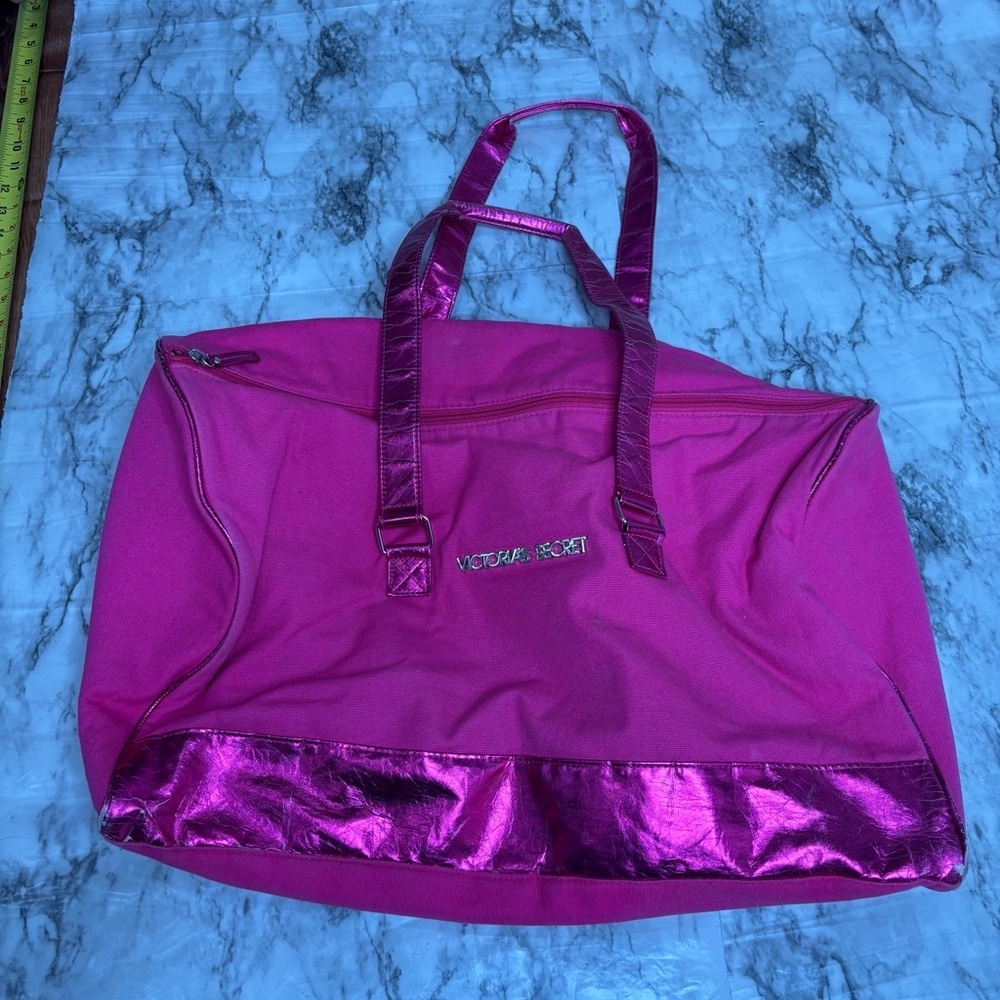 Victoria Secret y2K 2000s travel bag large duffle hot Pink zip up